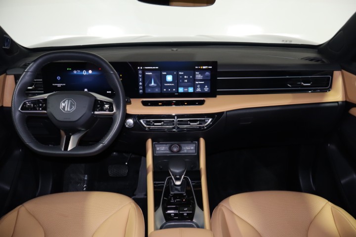 MG HS 1.5T-GDI Luxury