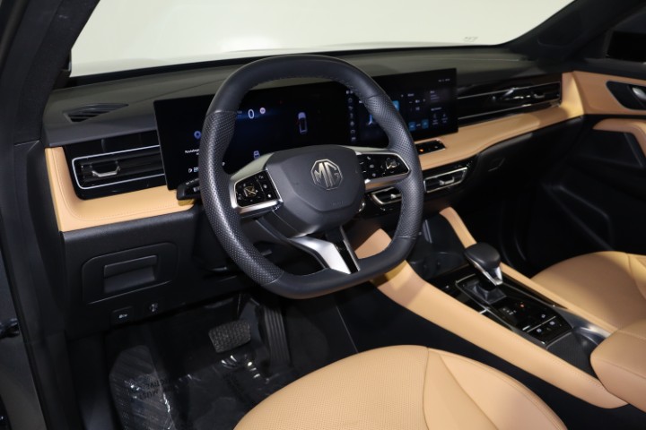 MG HS 1.5T-GDI Luxury