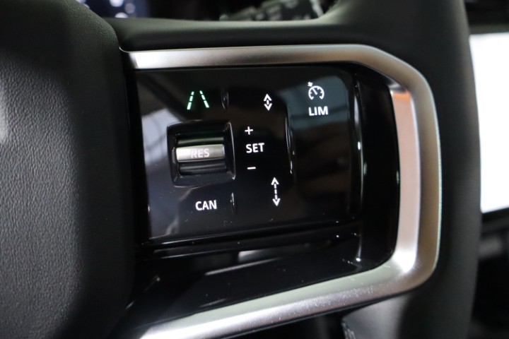 Land Rover DIscovery Sport P270e S