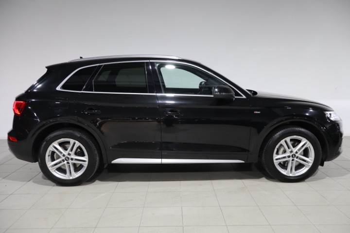 Audi Q5 2.0 TDi S Tronic S Line
