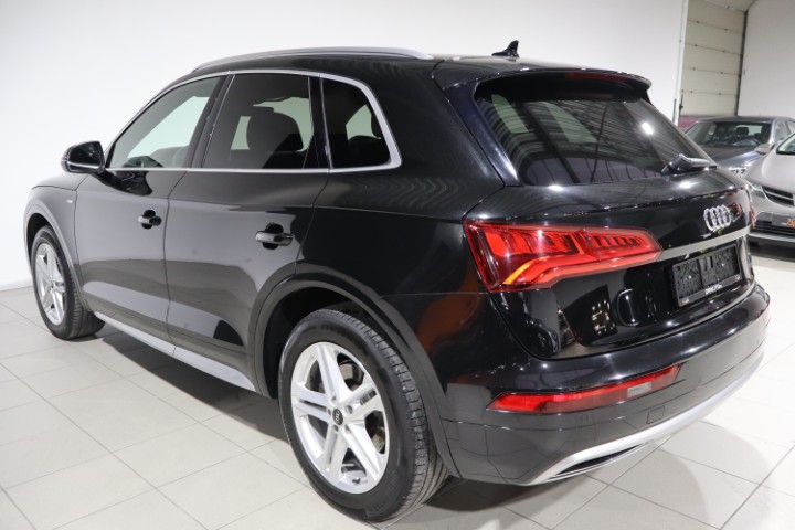 Audi Q5 2.0 TDi S Tronic S Line