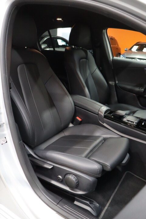 Mercedes A250e 8G-DCT