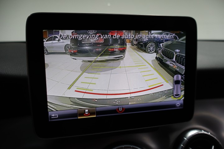 Mercedes CLA180 AMG PACK