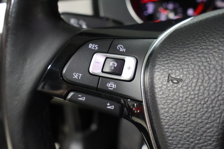 Volkswagen Passat 1.5 TSI Variant