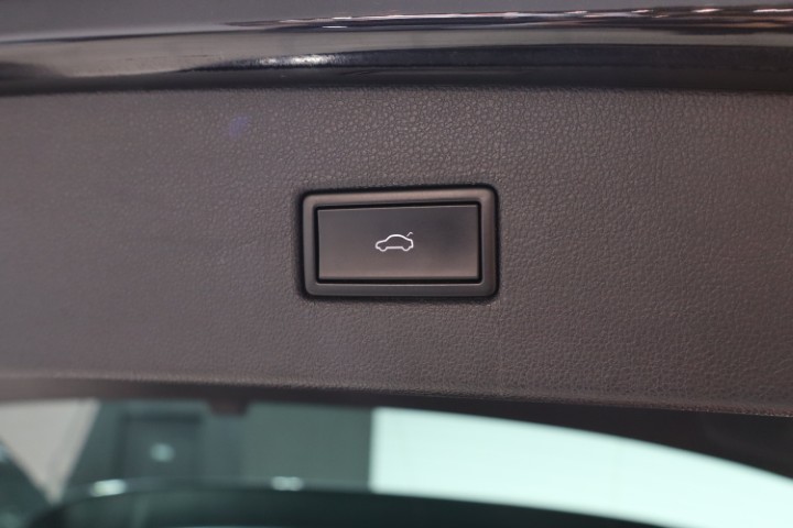 Volkswagen Tiguan 1.5 TSI DSG R LINE