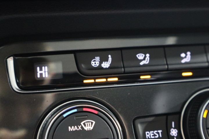 Volkswagen Tiguan 1.5 TSI DSG R LINE