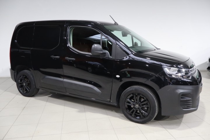 Citroen Berlingo 1.5d 3 zitpl - Apple Carplay/Android Auto