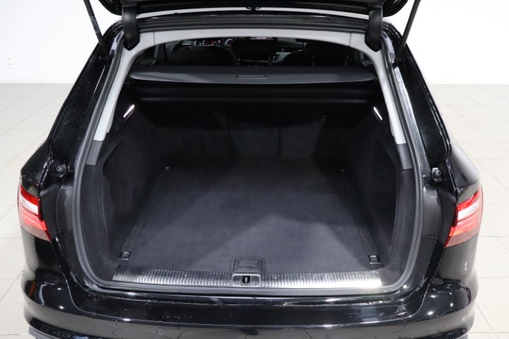 Audi A4 Avant 35 TFSI S Tronic