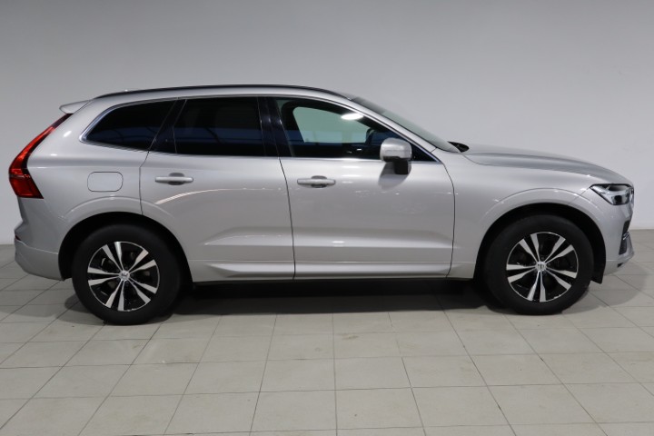 Volvo XC60 B4 MHEV AWD