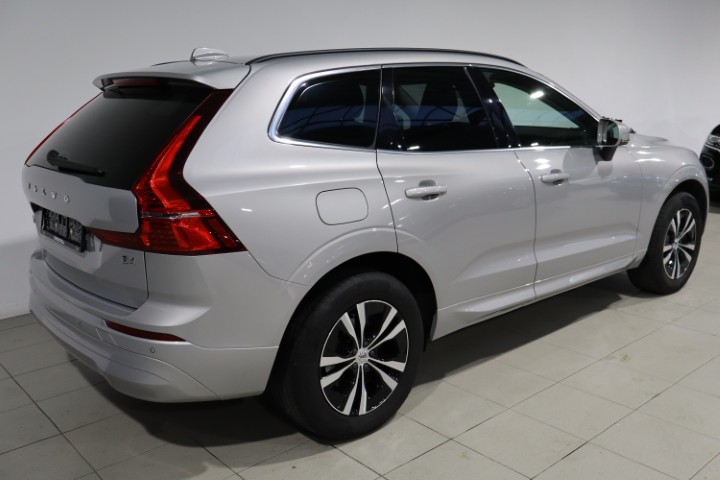 Volvo XC60 B4 MHEV AWD