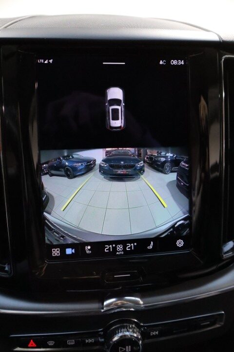 Volvo XC60 B4 MHEV AWD