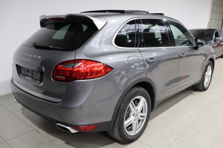 Porsche Cayenne 3.0 V6 Tiptronic Platinum