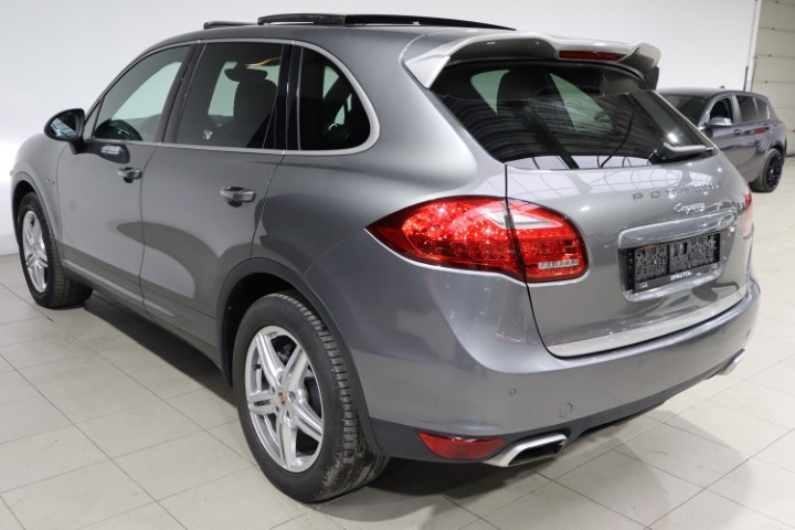 Porsche Cayenne 3.0 V6 Tiptronic Platinum