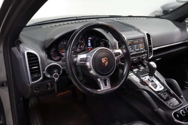 Porsche Cayenne 3.0 V6 Tiptronic Platinum