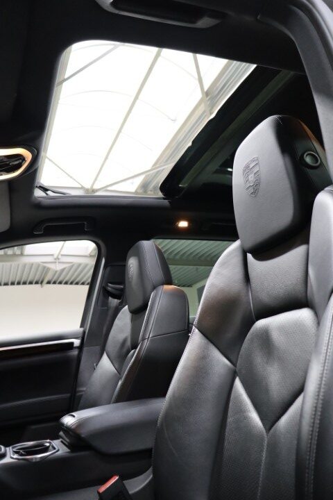 Porsche Cayenne 3.0 V6 Tiptronic Platinum