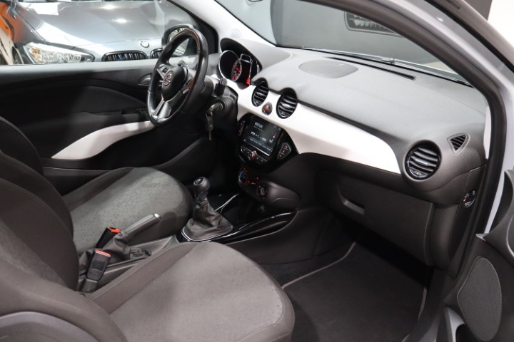 Opel Adam 1.0i