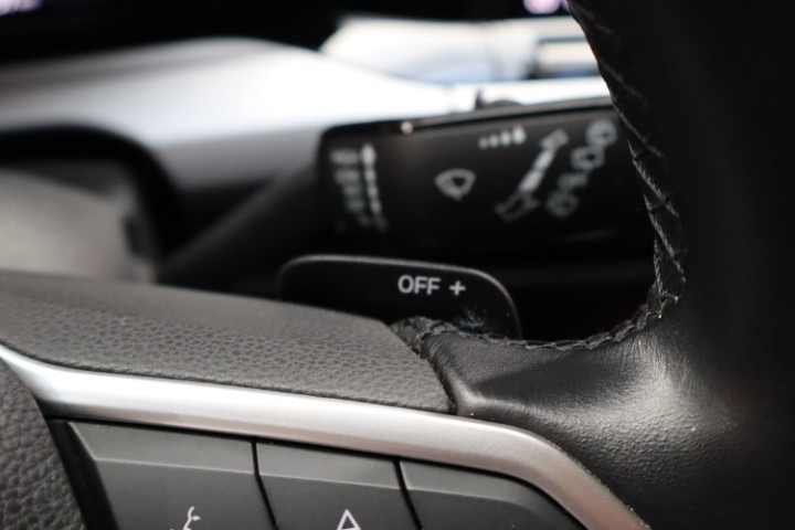 Volkswagen Golf 1.0 TSI DSG Join