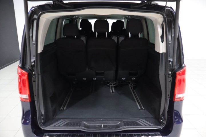 Mercedes V300 LWB XXL AMG PACK
