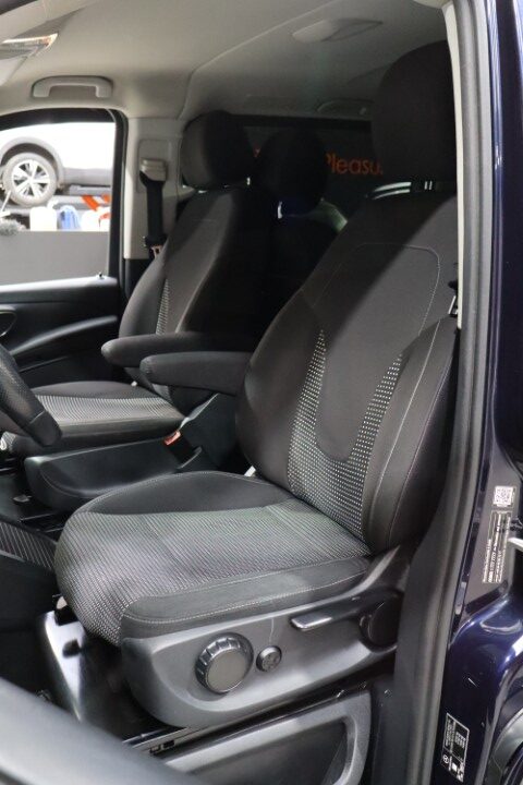 Mercedes V300 LWB XXL AMG PACK