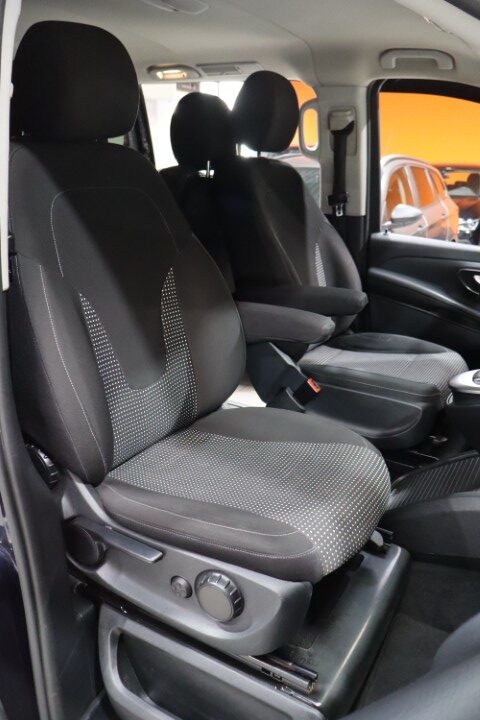 Mercedes V300 LWB XXL AMG PACK