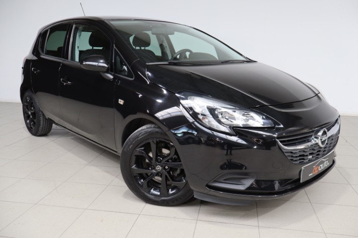 Opel Corsa 1.2i Black Edition