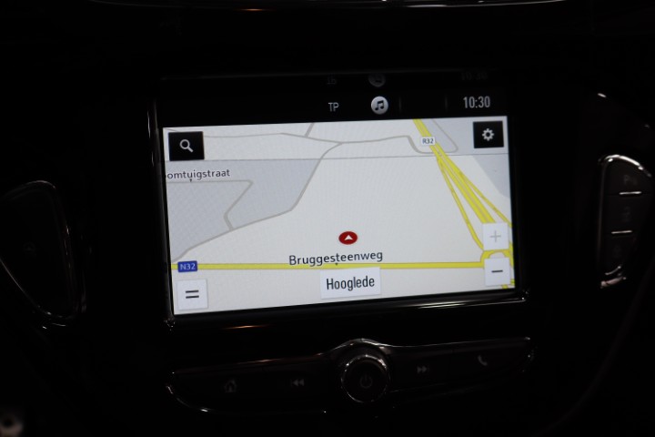 Opel Corsa 1.2i Black Edition