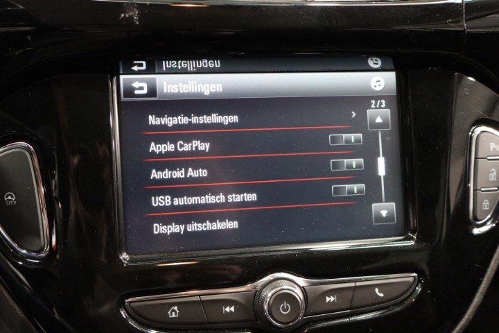 Opel Corsa 1.2i Black Edition