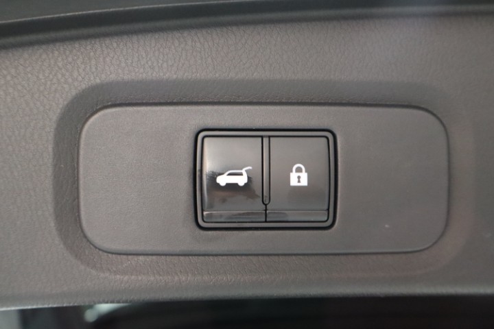 Nissan Qashqai 1.3 DIG-T MHEV N-Connecta