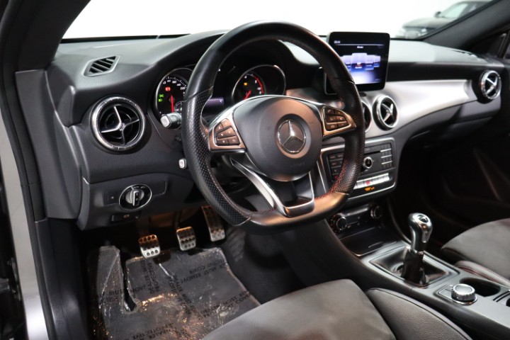 Mercedes CLA180d AMG PACK