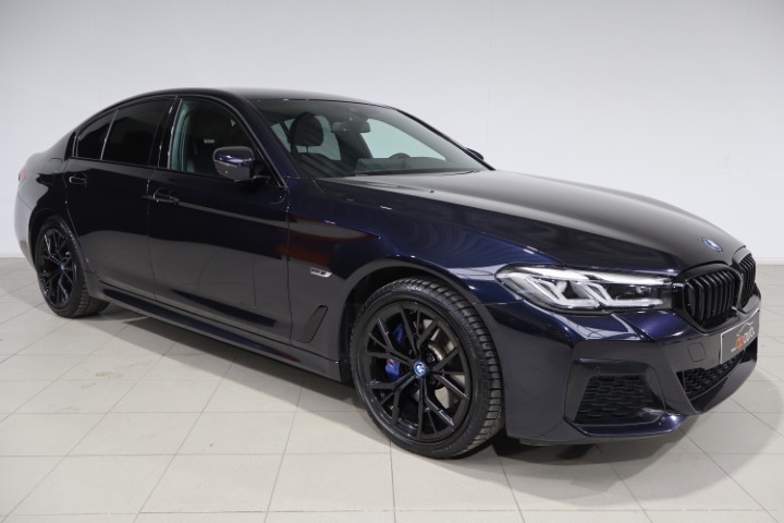 BMW 530e PHEV M PACK