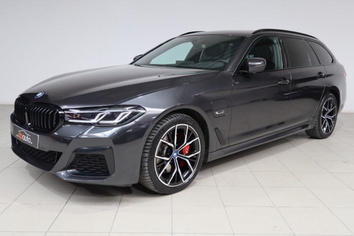 BMW 530e PHEV M PACK