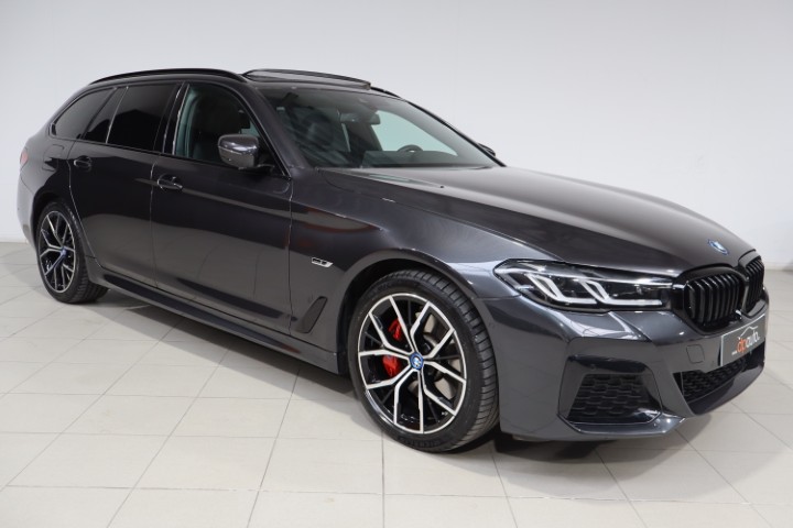 BMW 530e PHEV M PACK