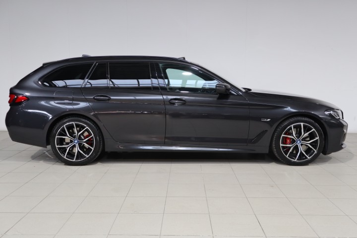 BMW 530e PHEV M PACK