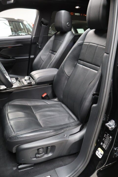 Land Rover Range Rover Evoque PHEV R Dynamic P300e