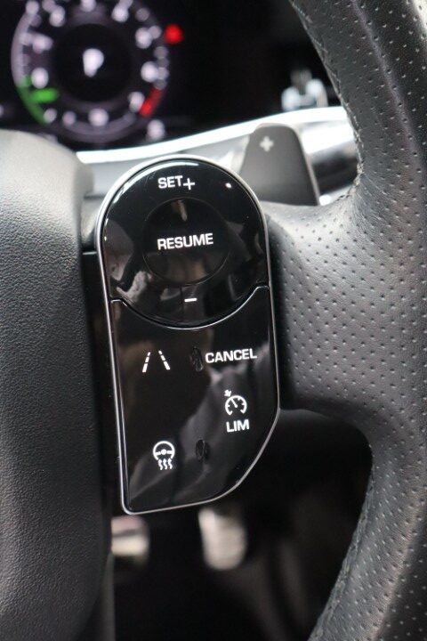 Land Rover Range Rover Evoque PHEV R Dynamic P300e