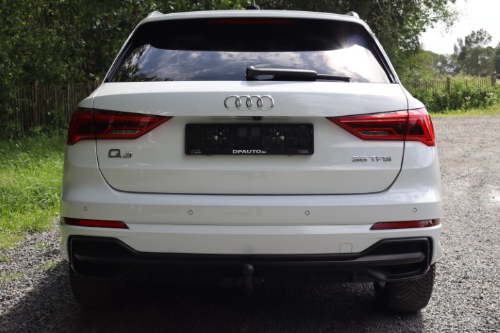Audi Q3 35 TFSI S Tronic S Line