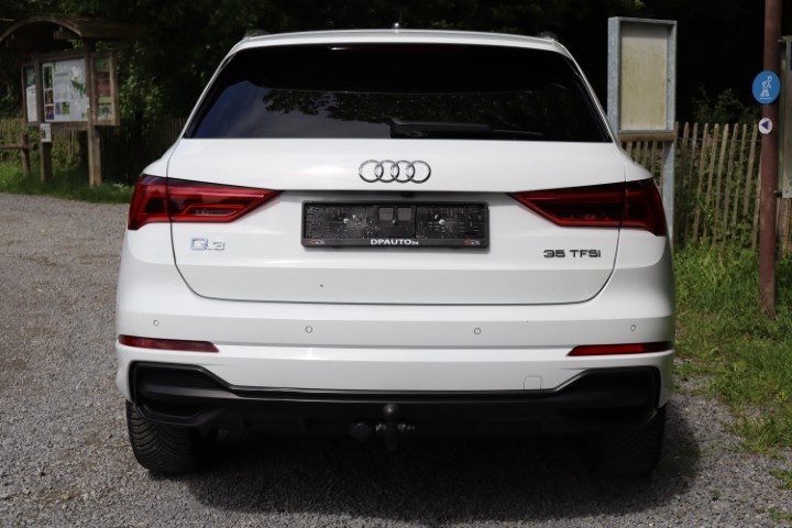 Audi Q3 35 TFSI S Tronic S Line