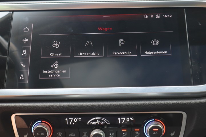 Audi Q3 35 TFSI S Tronic S Line