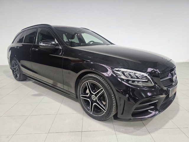 Mercedes C180 AMG PACK