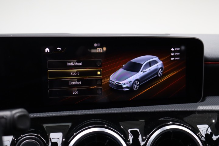 Mercedes A180 AMG Line