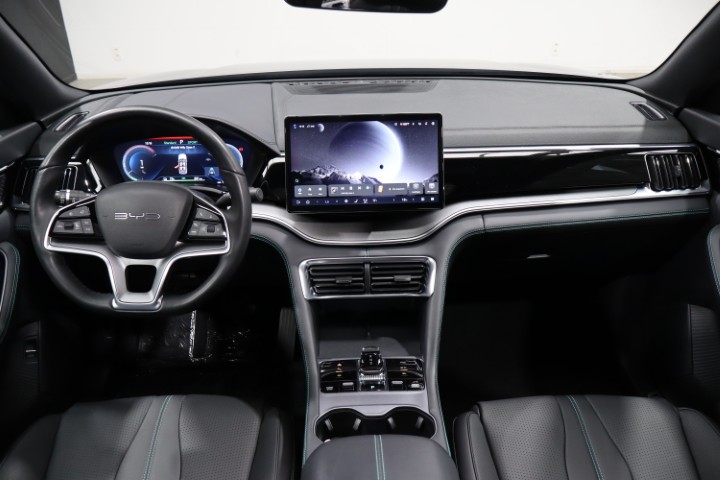 BYD Seal U