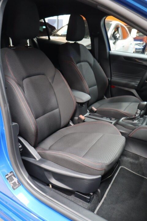 Ford Focus 1.0 MHEV ST Line X
