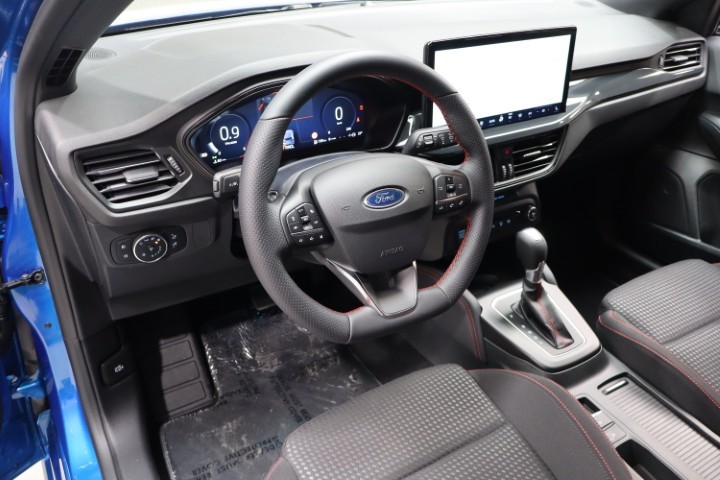 Ford Focus 1.0 MHEV ST Line X