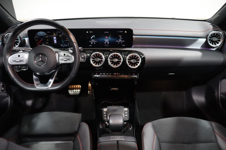 Mercedes CLA180 AMG Line