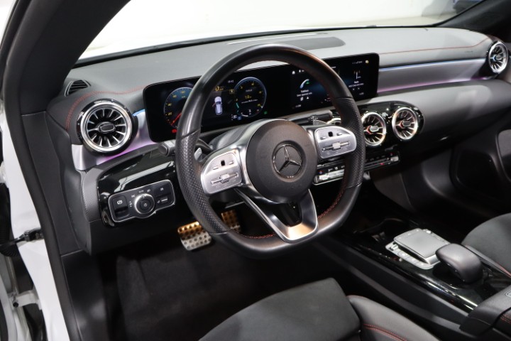Mercedes CLA180 AMG Line
