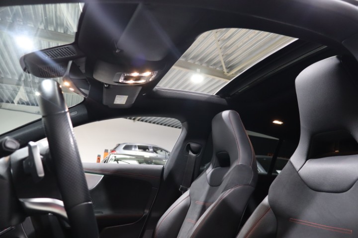 Mercedes CLA180 AMG Line
