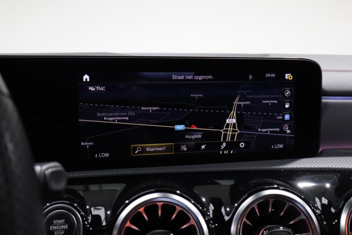 Mercedes CLA180 AMG Line