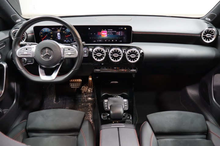 Mercedes A180 AMG Line