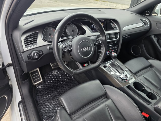 Audi S4 Avant 3.0 V6 TFSI S Tronic S Line