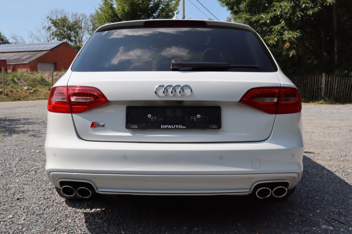 Audi S4 Avant 3.0 V6 TFSI S Tronic S Line